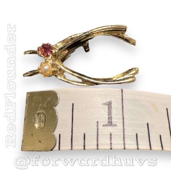 Bundle Sale 3 for $15 | Vintage Wishbone Shaped | Gold Tone Brooch - Picture 8 of 9